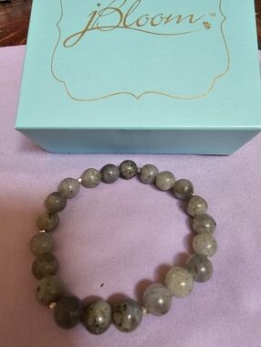 J Bloom Gray Labradorite Beaded Stretch Bracelet with Silver Accents